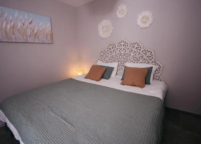 Quarto em Acomodações Particulares Mas Saint Laurent