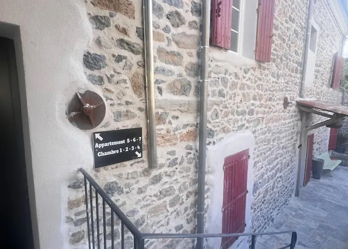 Quarto em Acomodações Particulares Mas Saint Laurent *